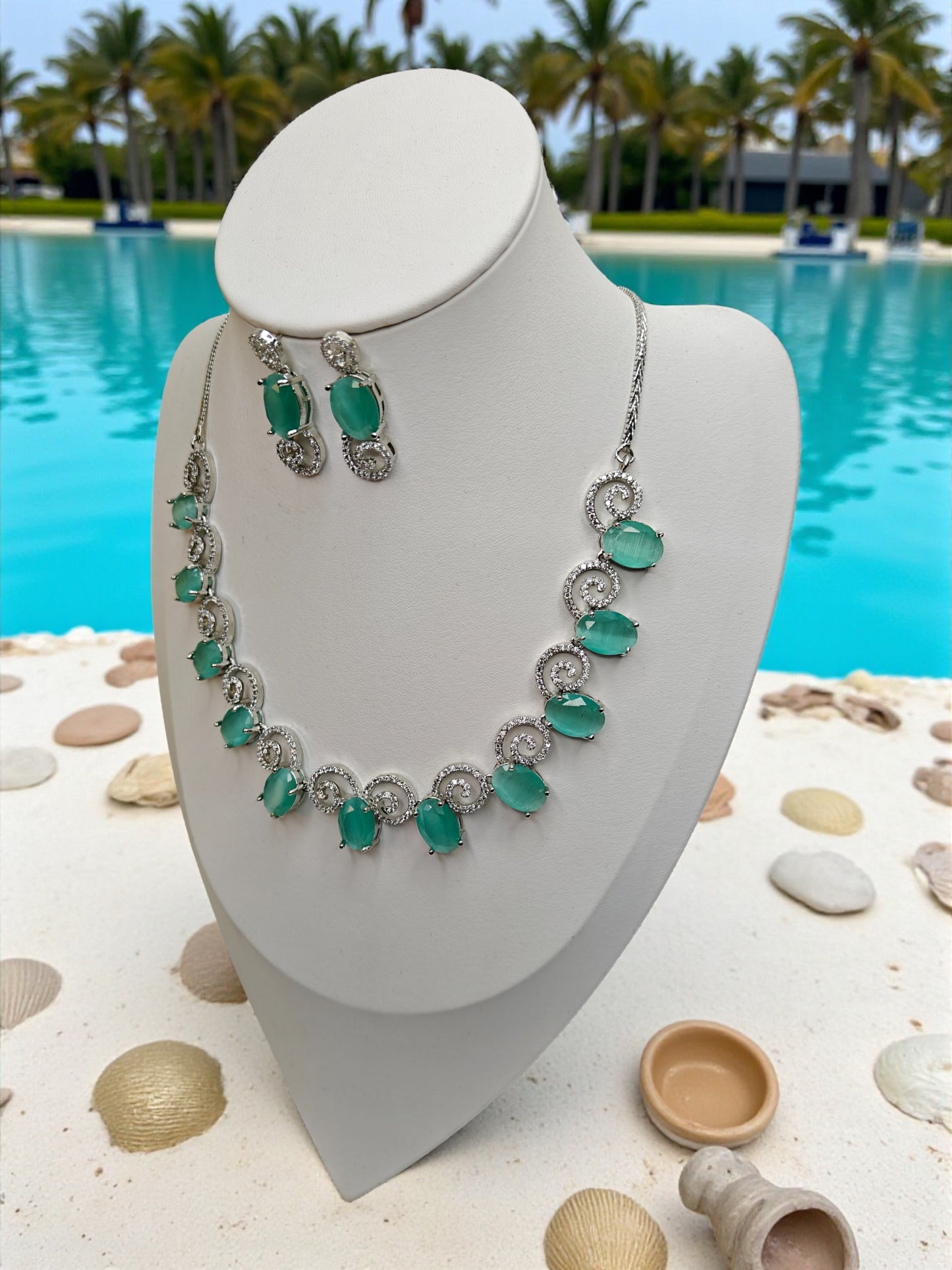 Atari Necklace - Aqua
