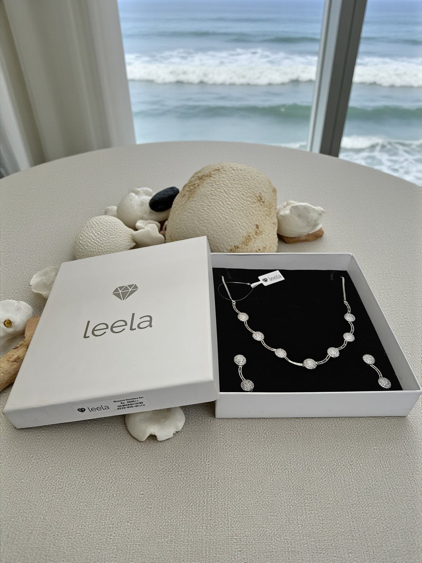 Blossom Necklace - White
