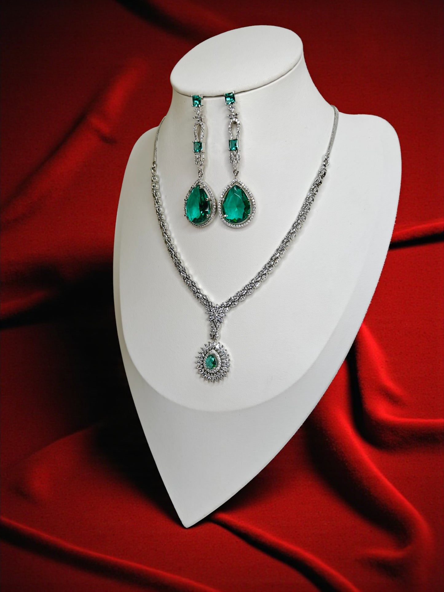 Diana Necklace Set - Emerald
