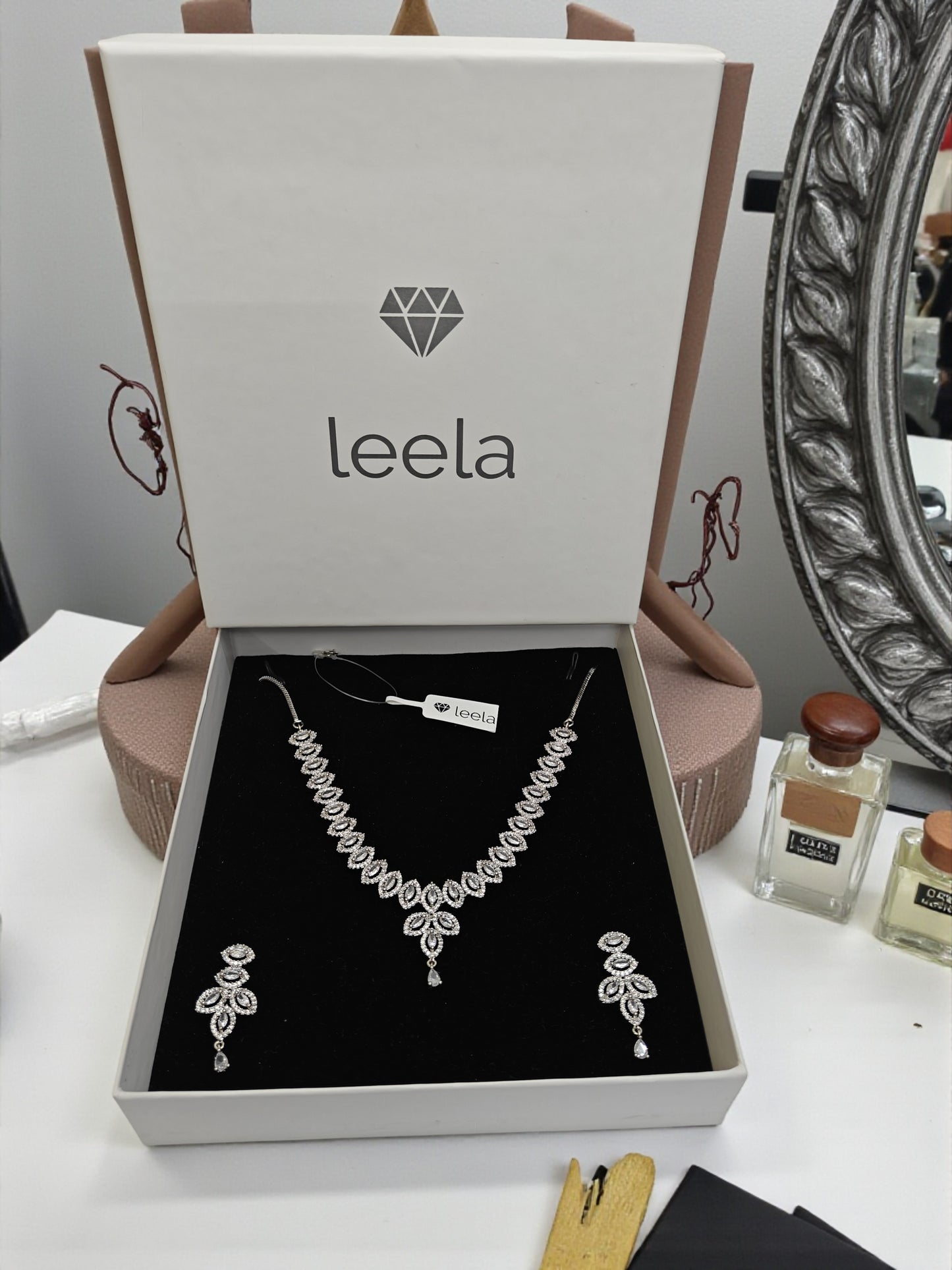 Nagina Necklace Set β White