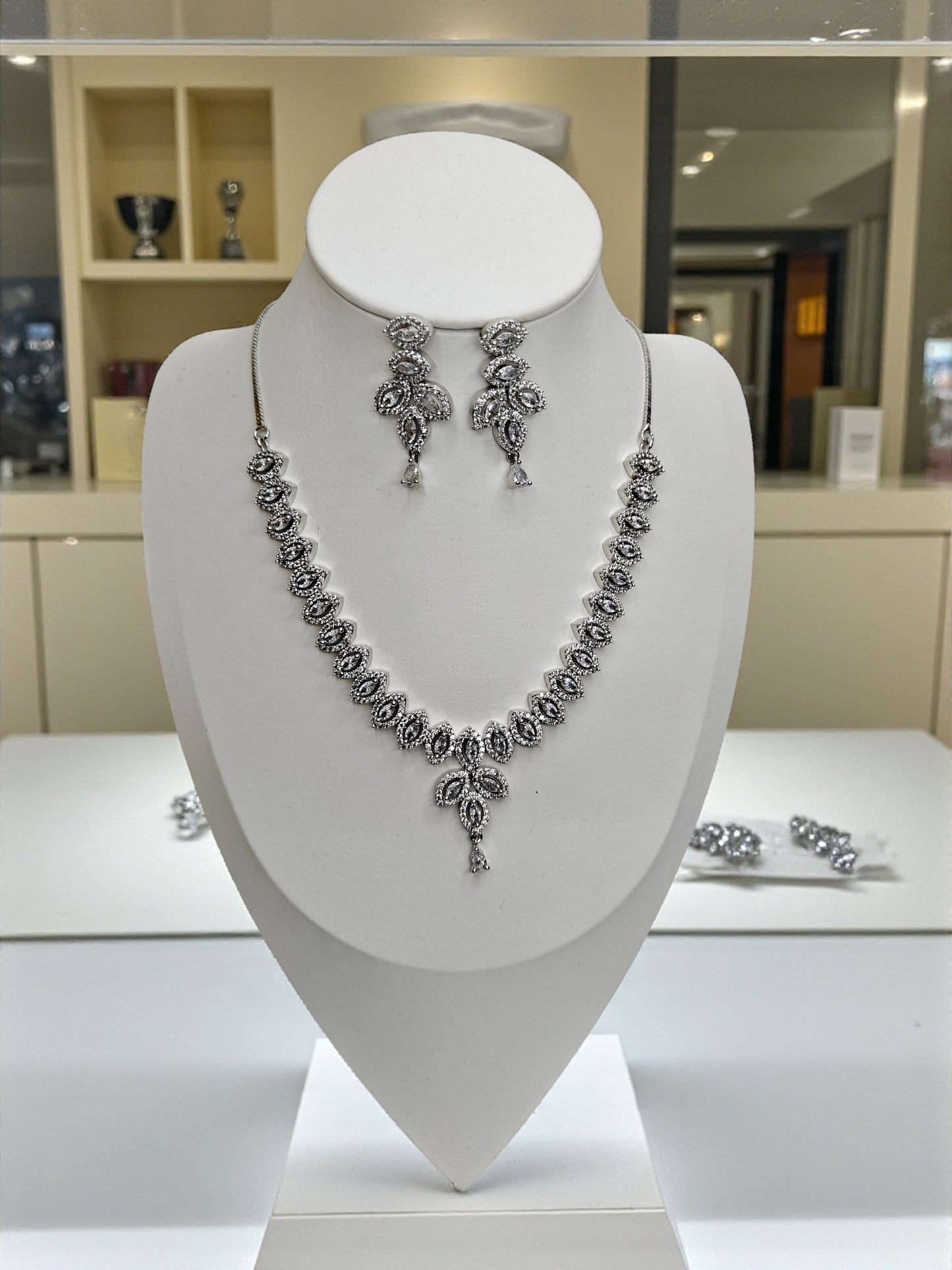 Nagina Necklace Set β White