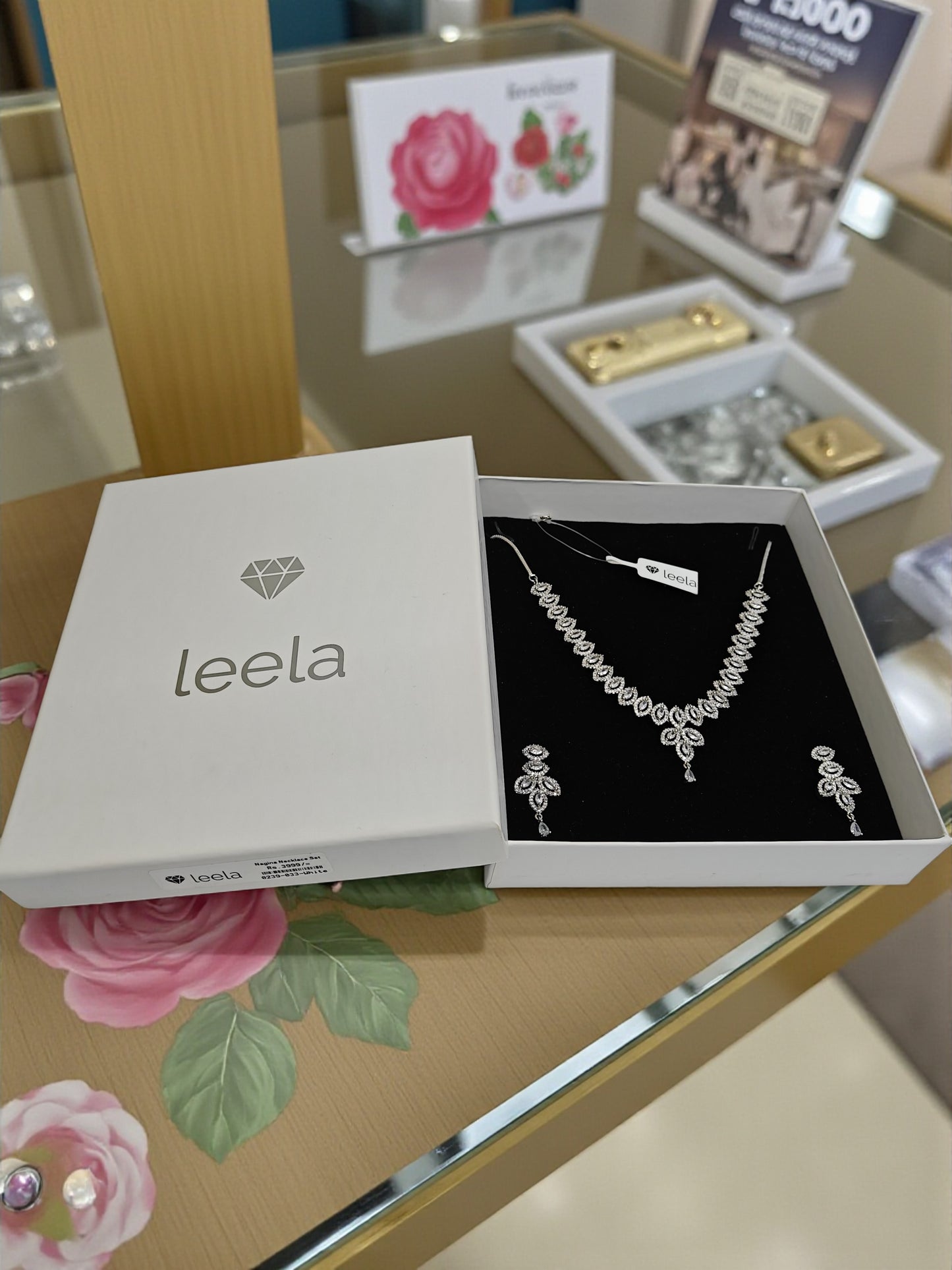 Nagina Necklace Set β White