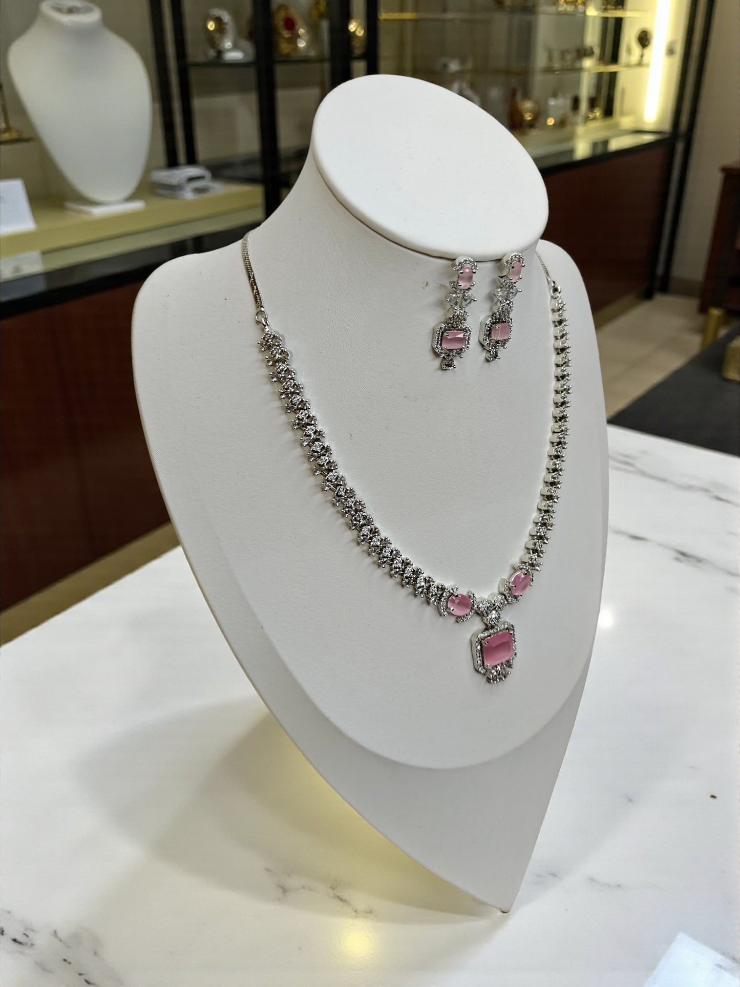 Sadhana Necklace Set - Pink