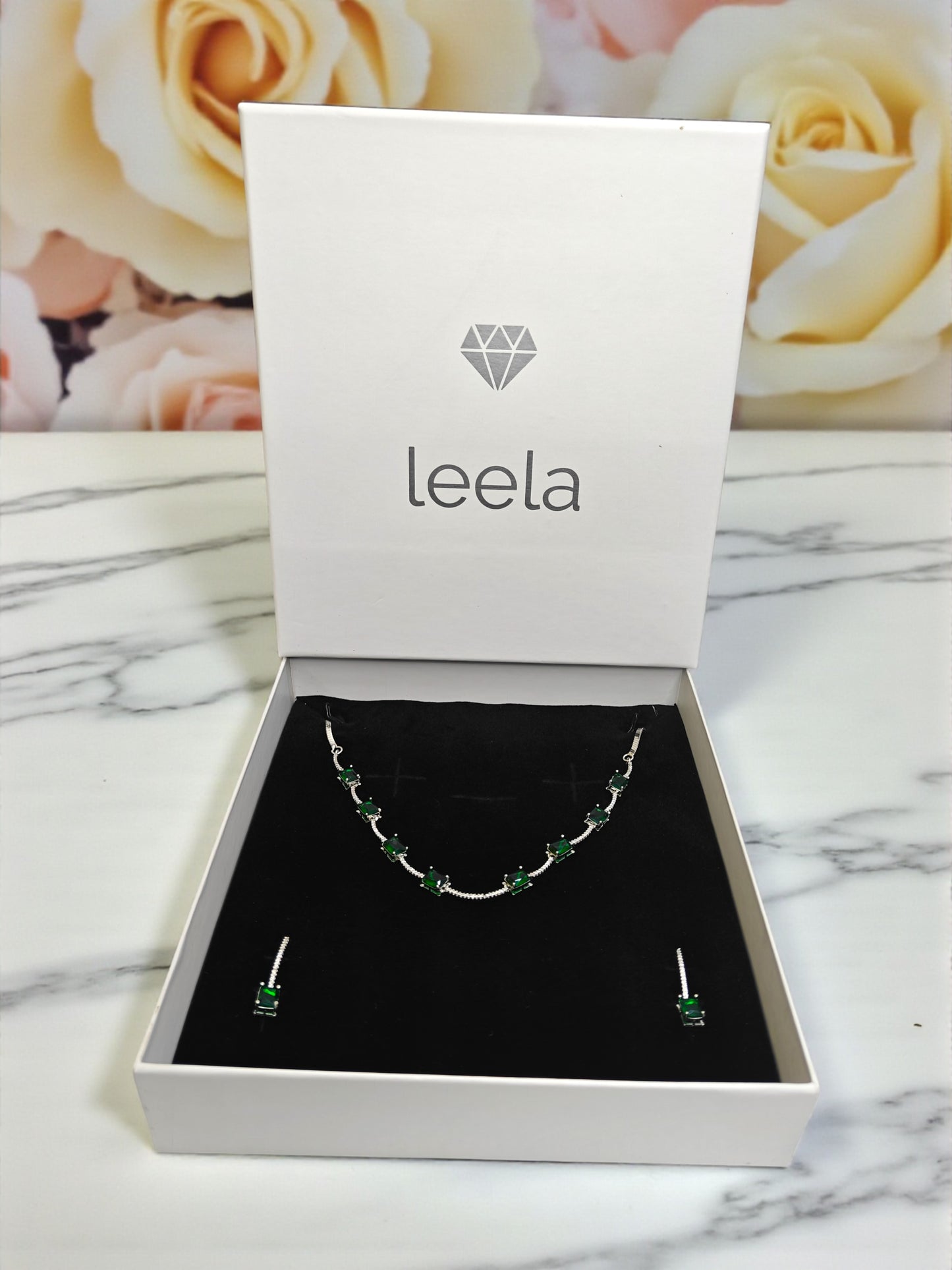 Verdant Grace Necklace - Emerald