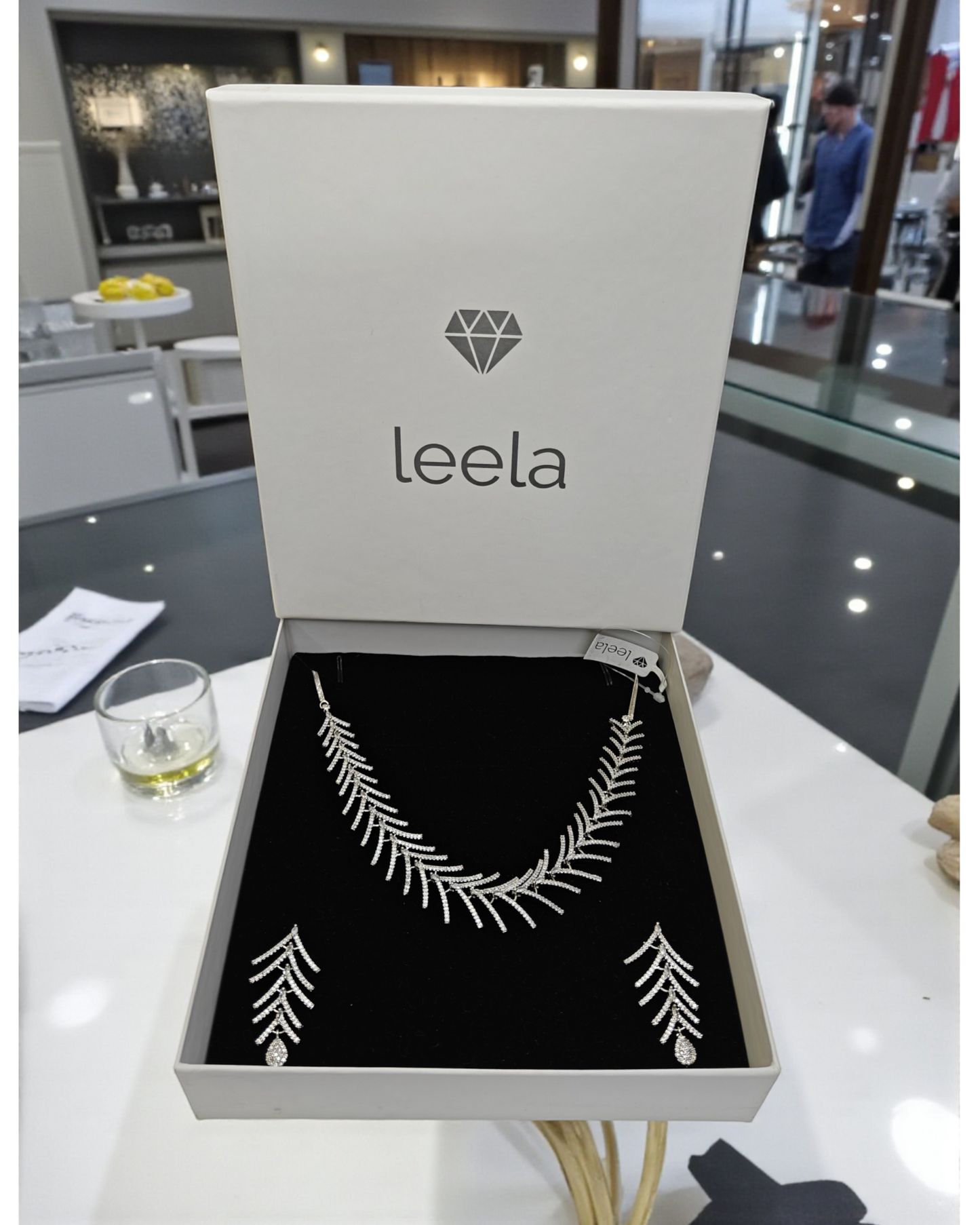 Alice Necklace - White