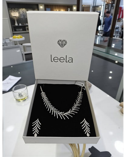 Alice Necklace - White