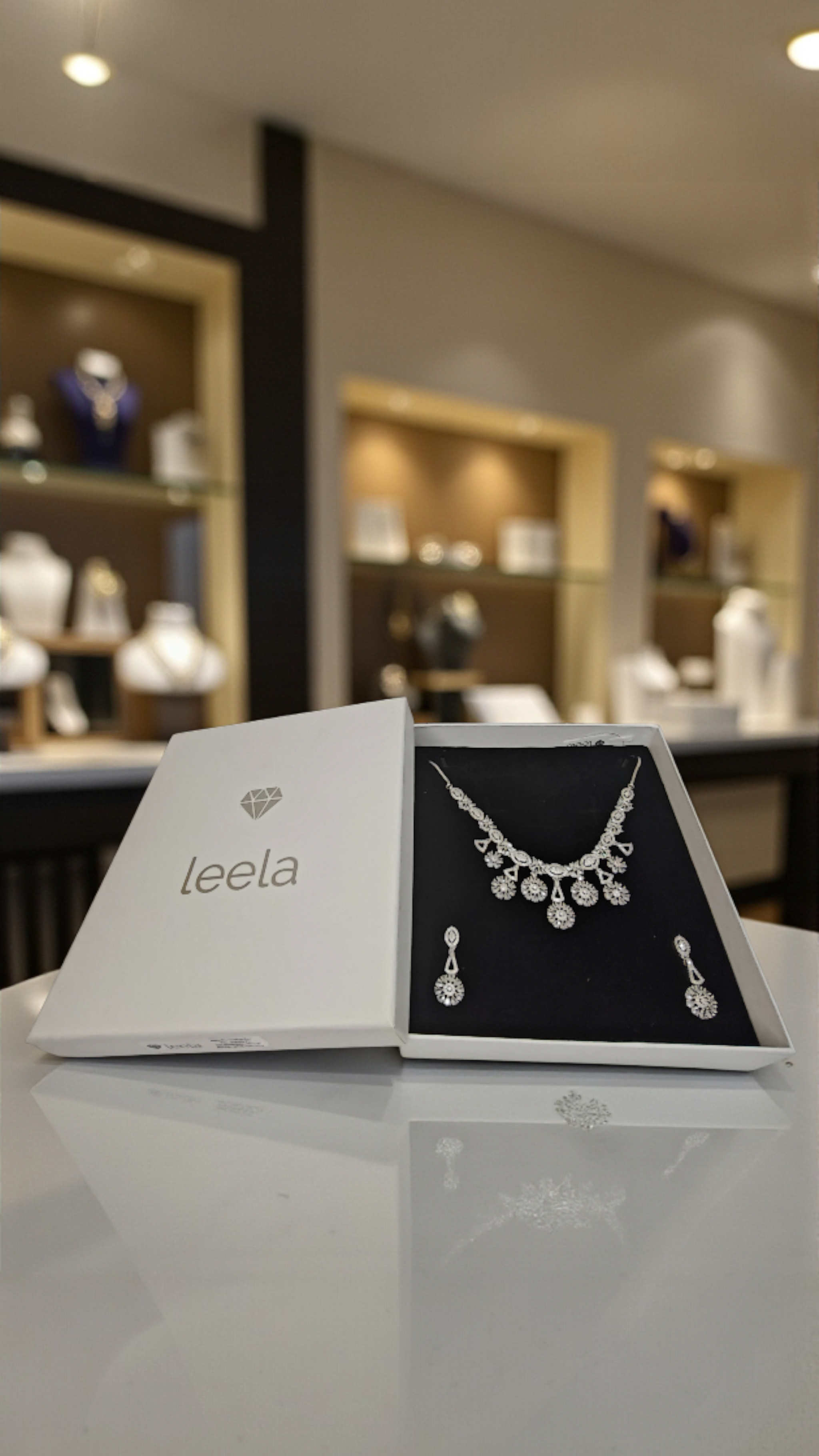 Bela Necklace - White