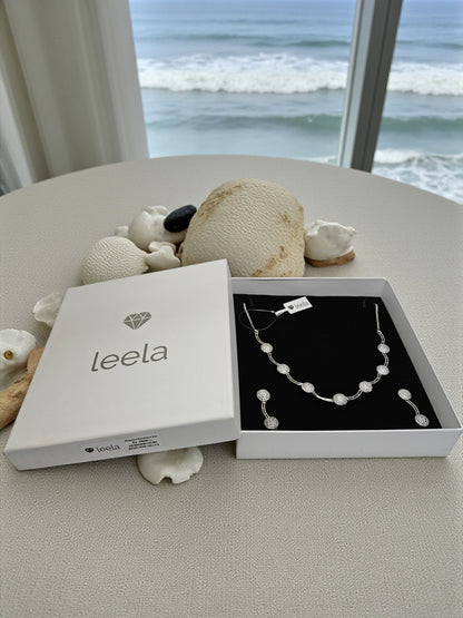 Blossom Necklace - White