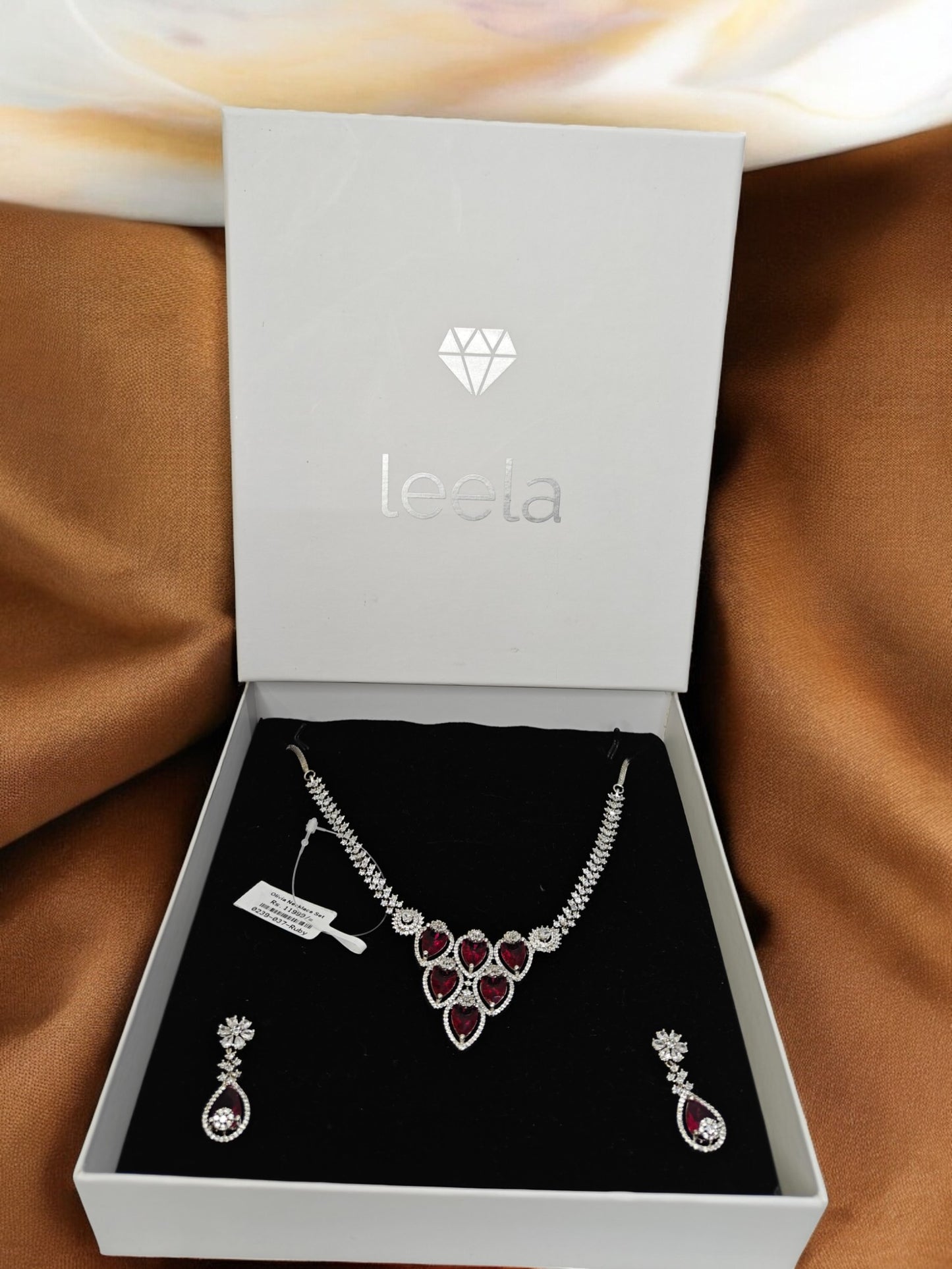 Olivia Necklace Set – Ruby Radiance