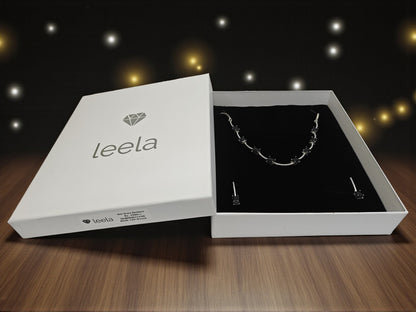 Noir Grace Necklace - Black
