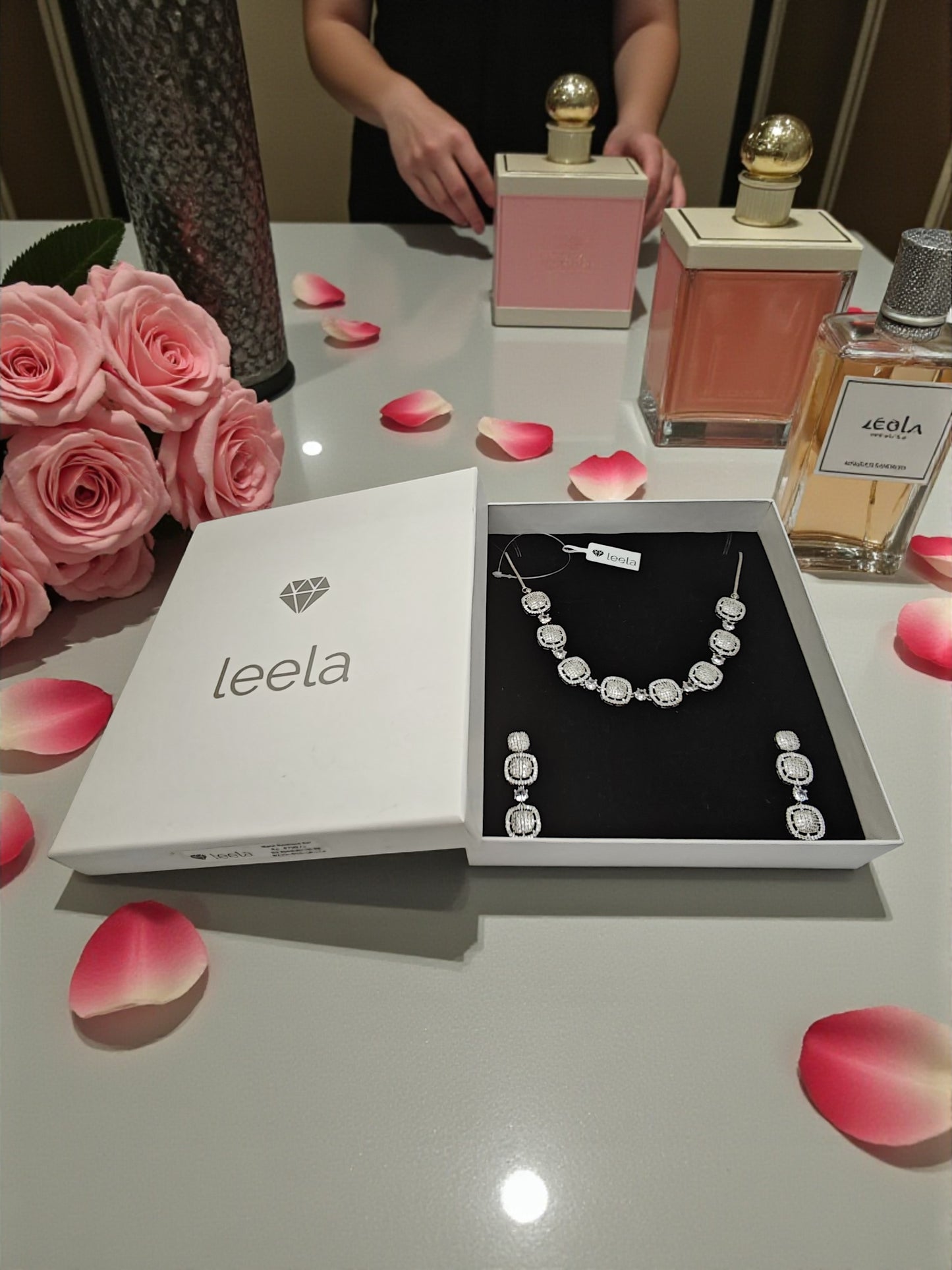 Marie Necklace - White