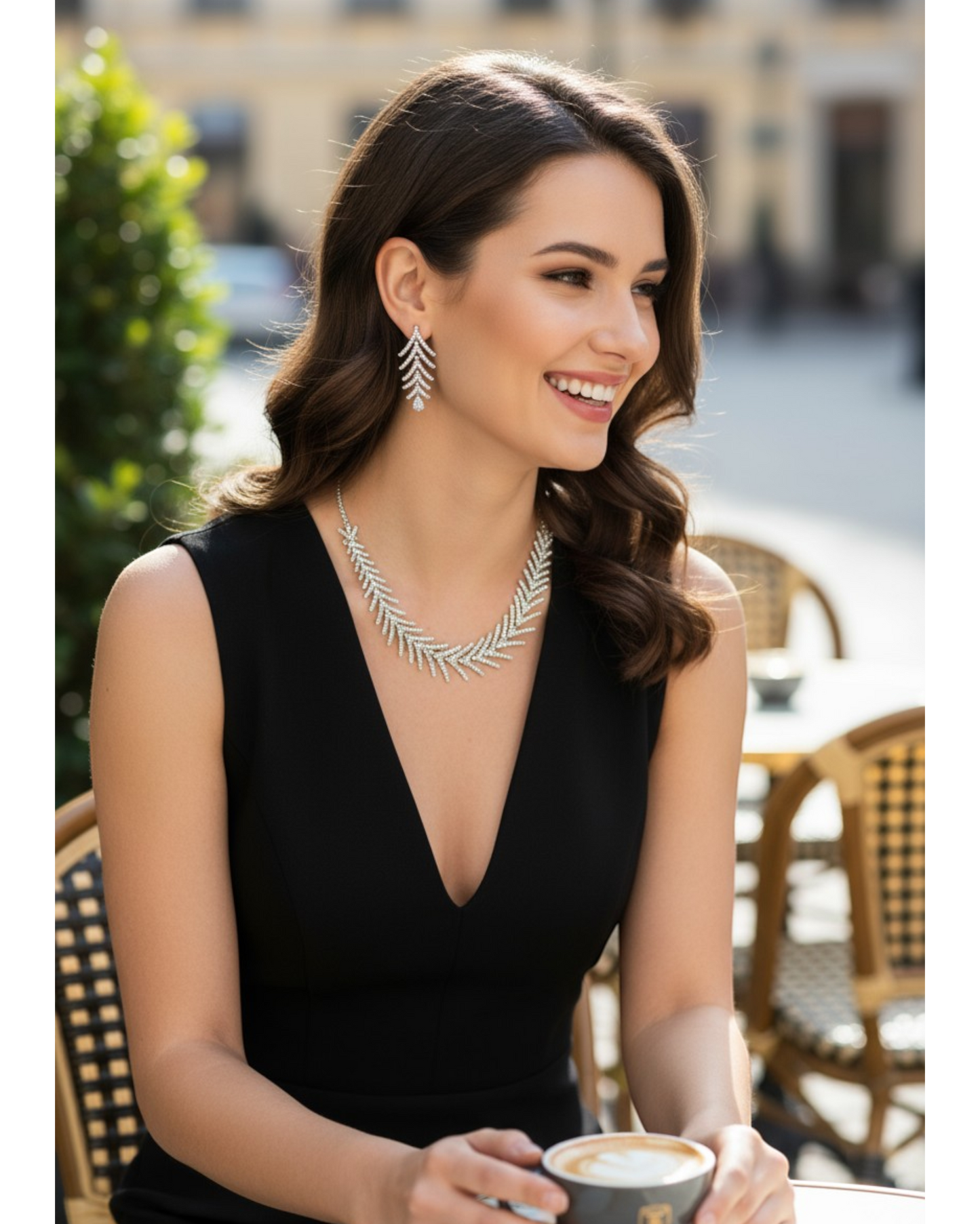 Alice Necklace - White